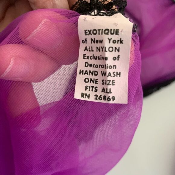 Two piece open crotch & open nipple one size Lingerie. Purple w/black lace trim - Picture 6 of 7